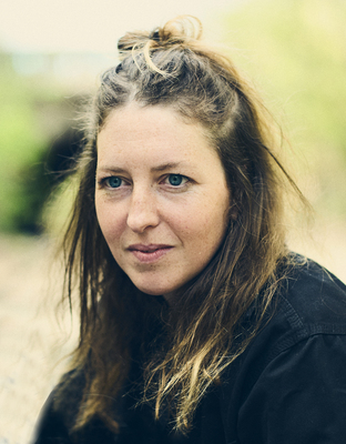 Léa Hobson